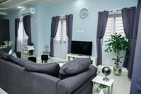 Montana Villa-ochorios-sleeps6-aircon-pool-tv-wifi