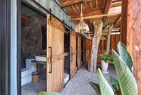 Meteora Stay & Co-Working Space