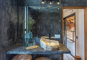 Meteora Stay & Co-Working Space