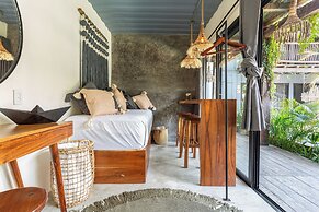 Meteora Stay & Co-Working Space