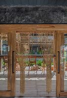 Meteora Stay & Co-Working Space