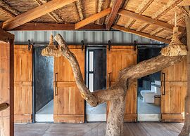 Meteora Stay & Co-Working Space