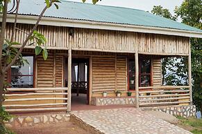 ngirisi hill silverback  lodge-bwindi