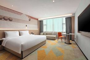 Hawthorn By Wyndham Guangzhou Baiyun Airport