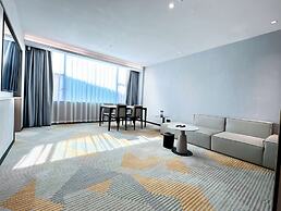 Hawthorn By Wyndham Guangzhou Baiyun Airport