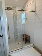 Laurel Court Cottages