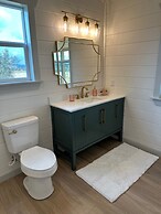 Laurel Court Cottages