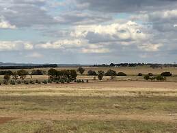 Laurel Court Cottages
