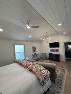 Laurel Court Cottages