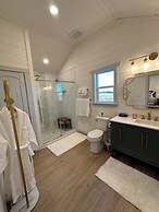 Laurel Court Cottages