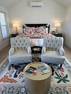 Laurel Court Cottages