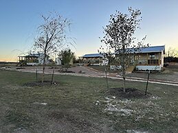 Laurel Court Cottages