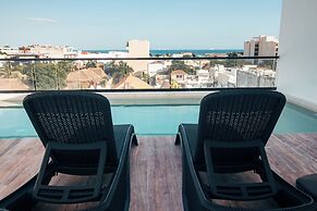 B10 Distinctive Hotel