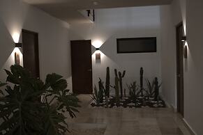 B10 Distinctive Hotel