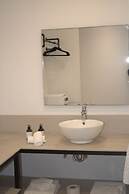 B10 Distinctive Hotel