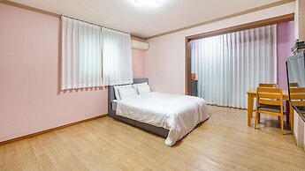 Gyeongju Clearmorning Petfriendlypension