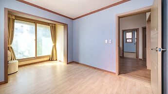 Gyeongju Clearmorning Petfriendlypension
