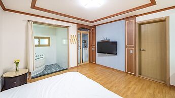Gyeongju Clearmorning Petfriendlypension