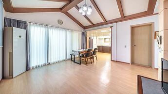 Gyeongju Clearmorning Petfriendlypension