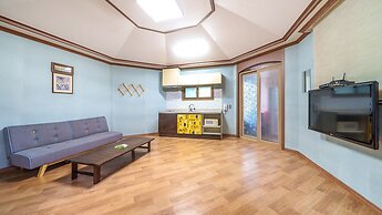 Gyeongju Clearmorning Petfriendlypension