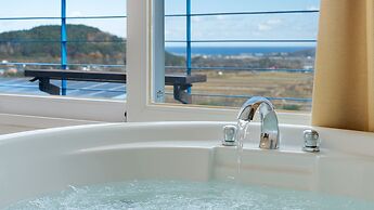 Yangyang Monti Pet Spa Pension