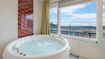 Yangyang Monti Pet Spa Pension