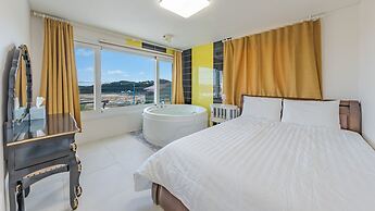 Yangyang Monti Pet Spa Pension