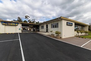 Golden Hills Motel