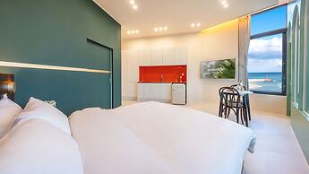 Gangneung Leventia Pool Villa