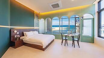 Gangneung Leventia Pool Villa