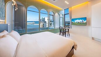 Gangneung Leventia Pool Villa