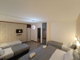 Hotel La Gran Manzana