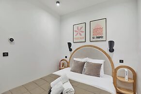 Magnificent New Apartment Beaubourg/le Marais