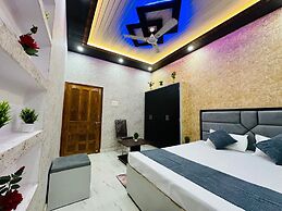 Goroomgo Star Residency Varanasi