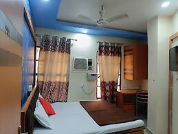 Goroomgo H.M International Varanasi