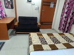 Goroomgo H.M International Varanasi