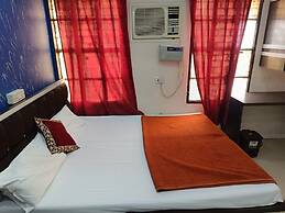Goroomgo H.M International Varanasi