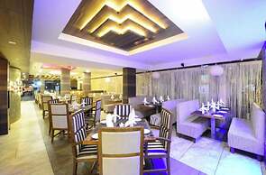 Goroomgo Super inn Armoise Ahmedabad