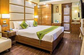 Goroomgo Super inn Armoise Ahmedabad