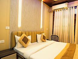 Sun High Stay Luxury Guest House