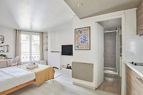 22 m2 Studio Located on the 6th Floor With Elevator: - 1 Bedroom With 
