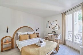 22 m2 Studio Located on the 6th Floor With Elevator: - 1 Bedroom With 