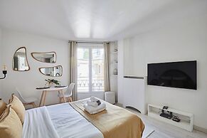 22 m2 Studio Located on the 6th Floor With Elevator: - 1 Bedroom With 