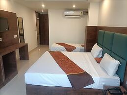 Hotel DSR Krone Delhi