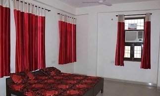 Goroomgo GD palace Gwalior