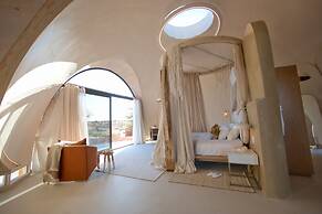 Reverie Kalahari Pod