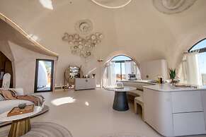 Reverie Kalahari Pod