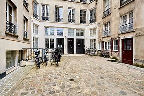 Duplex Center of Paris