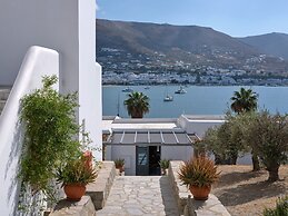 Parian Village Beach Hotel - Adults Only