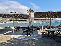 Parian Village Beach Hotel - Adults Only